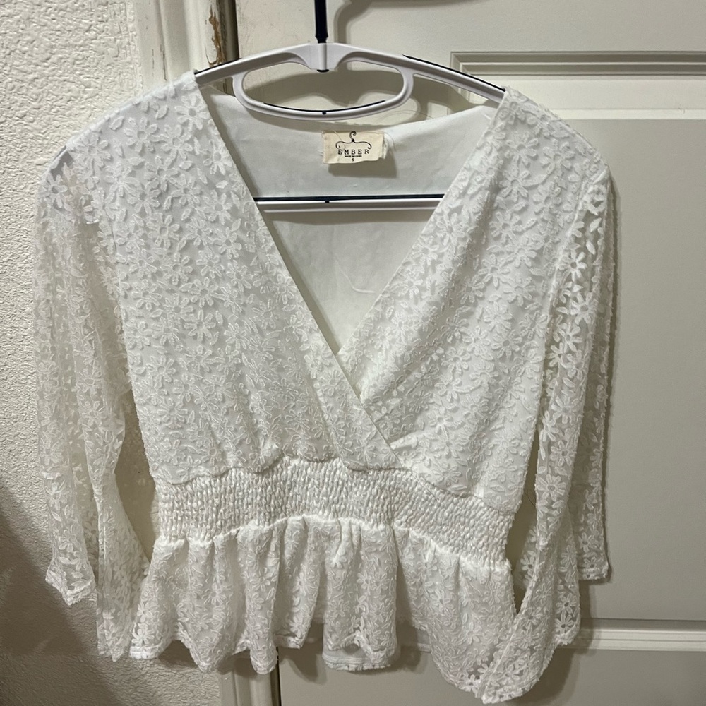 only worn a couple times really cute to go out in and is in great condition!
